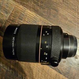 Nikon Reflex-NIKKOR 500mm Lens in Black and Gold
